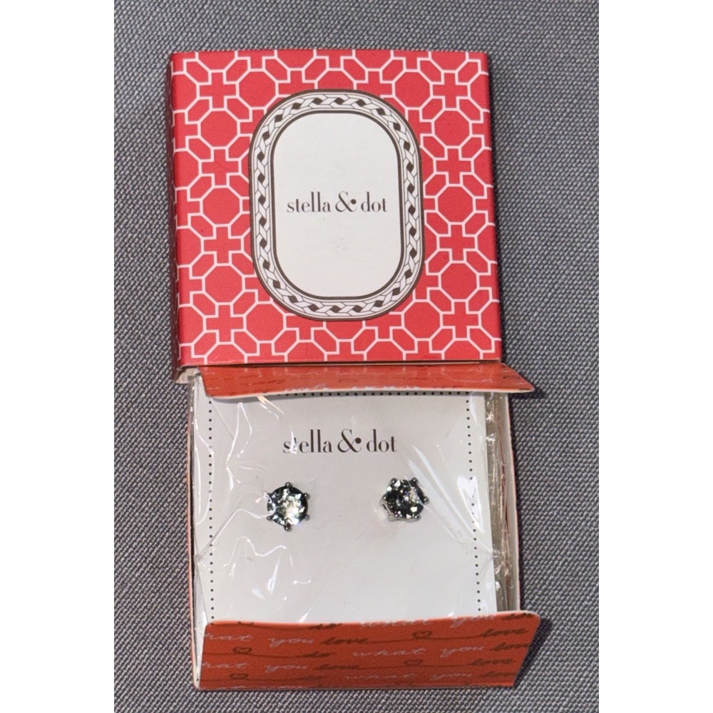 Stella & Dot Smokey Stud Earrings Silver Setting Brand New With Packaging Gift - Picture 6 of 6